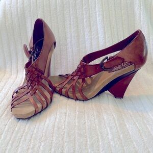 Sam Eldelman Sierra Wedge